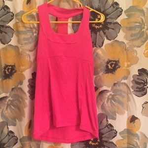 Pink LuluLemon workout top EUC